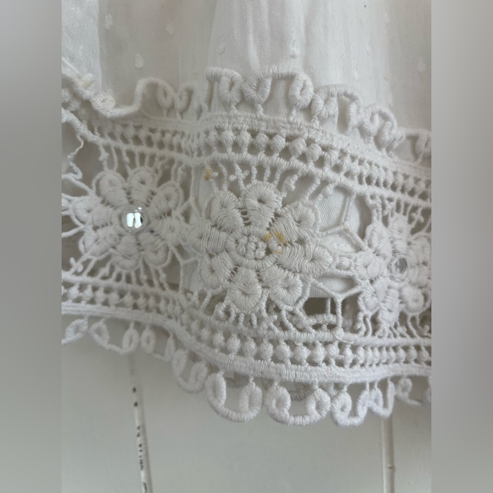 American Eagle White Swiss Dot Crochet Trim White Cotton Shorts Sequins Sz Small - Picture 13 of 13